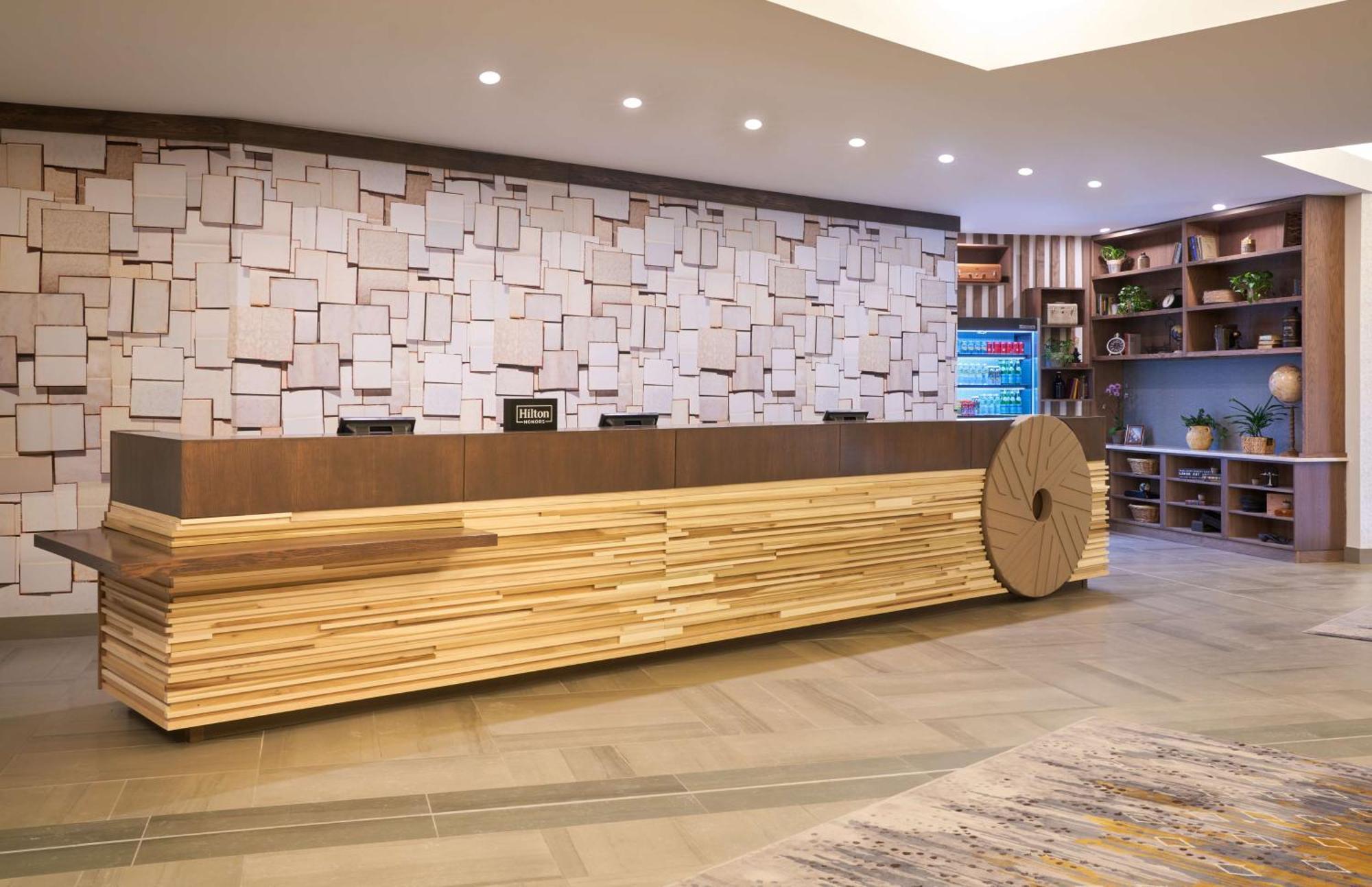 Hilton Appleton Paper Valley Extérieur photo