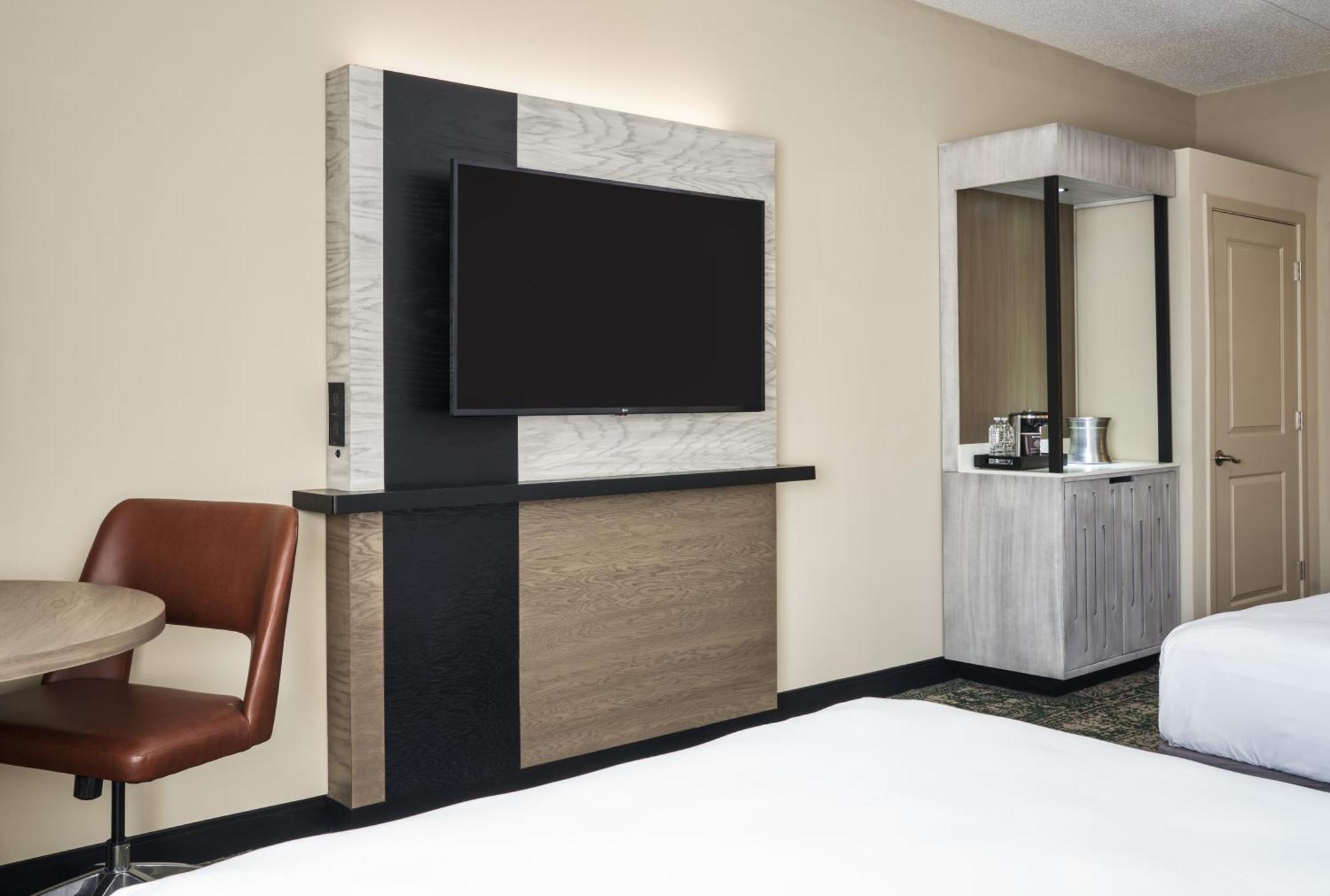 Hilton Appleton Paper Valley Extérieur photo
